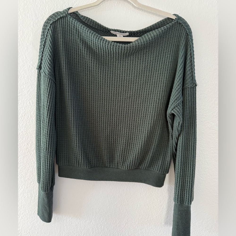 BEING DONATED - SEND OFFER
Treasure & Bond Olive Waffle Knit Sweater